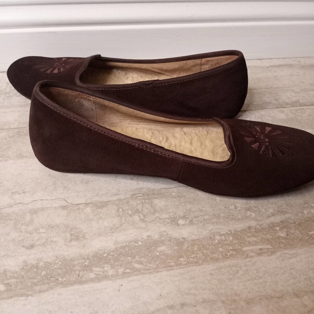 UGG Brown Suede Shearling Lined Flats - Picture 5 of 8